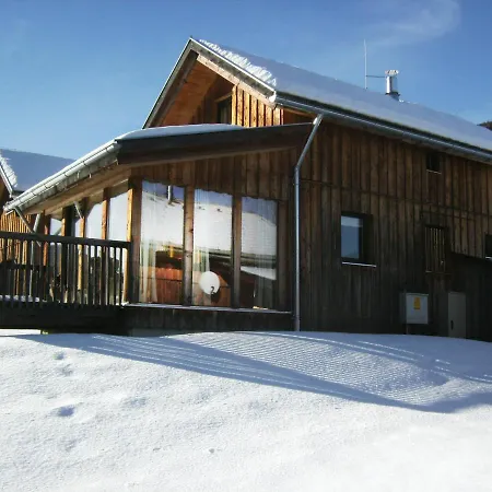 Schneehase Alpesi faház